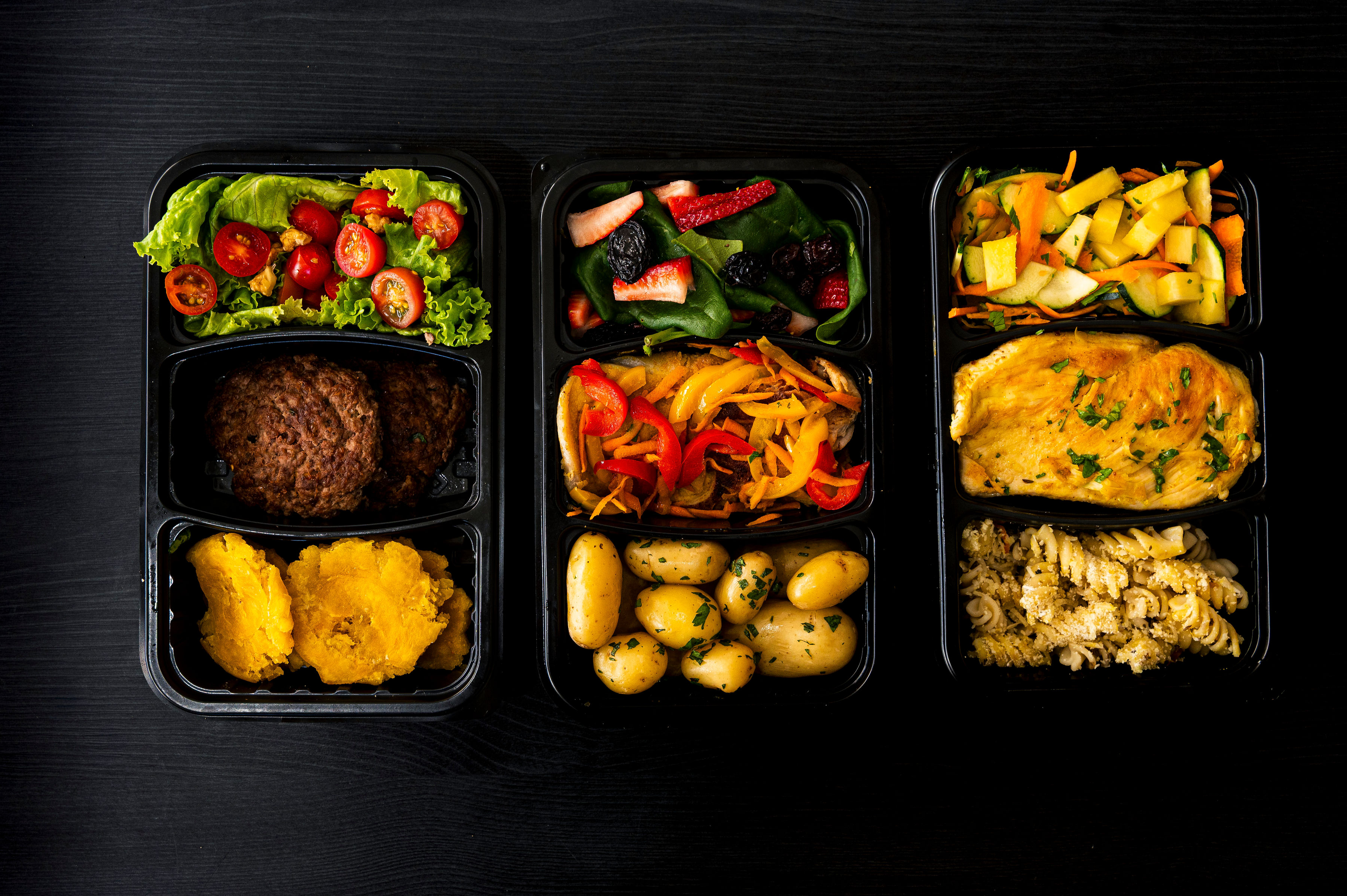 Gourmet lunch and artisan snack combination